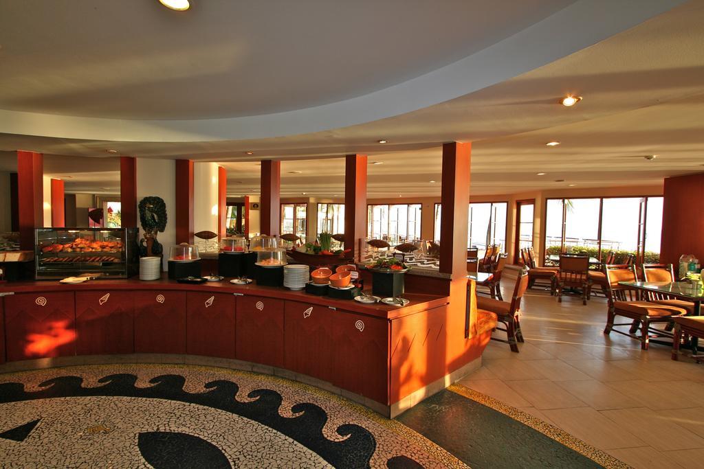 The Imperial Hua Hin Beach Resort Ресторант снимка
